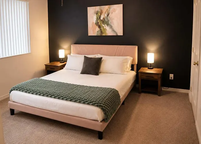 Apartment Sonoran Retreat 2br Desert Escape With Pool Ev Charging & Private Patio *