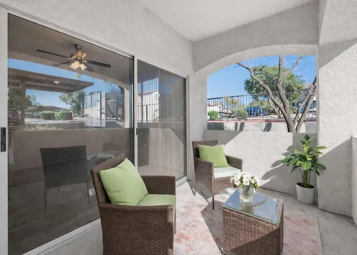 Sonoran Retreat 2br Desert Escape With Pool Ev Charging & Private Patio